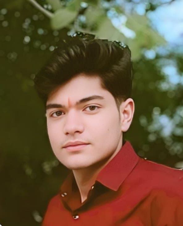 Photo of Piyush Mishra